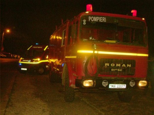 Incendiu la o baracă de pe Valea Portului